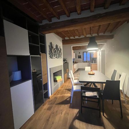 Villa Rosa Calci Eksteriør billede